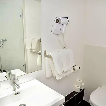 Etc...hotel - Hyper Centre Ξενοδοχείο 2*