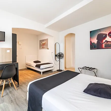 Hotel Etc...hotel - Hyper Centre 2*